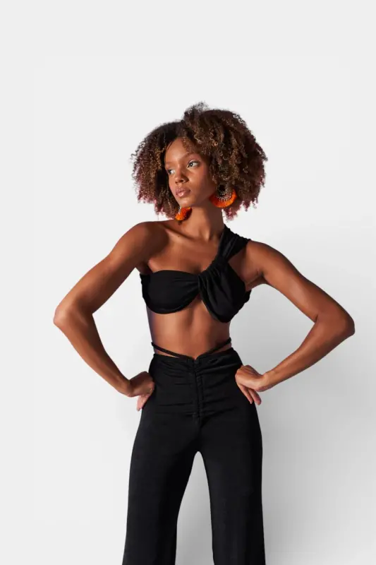 Beatrice Crop Black - 4