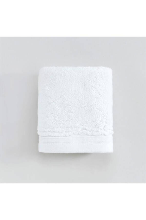 Bed Linen World Hotel Type 50x90 White Face Towel - 10