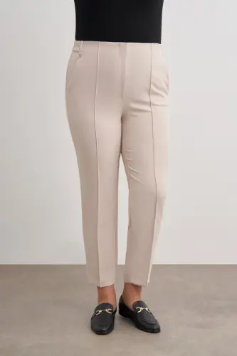 Beige Carrot Pants - AKER (1)