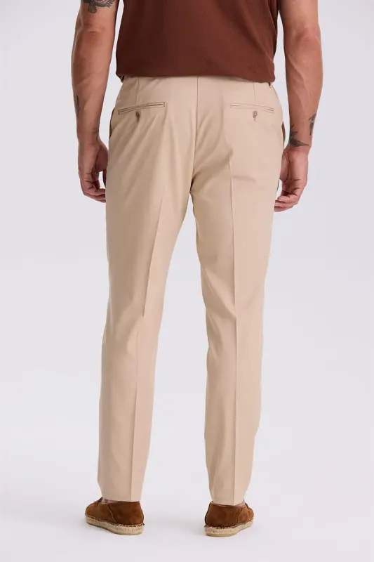 Beige Comfort Fit Elastic Waist Relaxed Fit Jogger Pants - 4