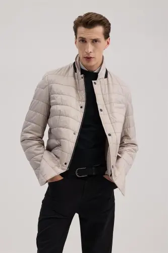 Beige Comfort Fit Mono Collar Zippered Jacket - JAKAMEN (1)