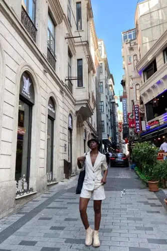 Beige Jacket and Shorts Set - BÜYÜKBEDENIZ (1)