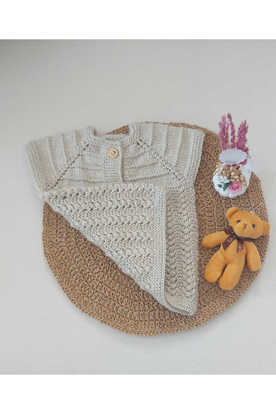 Beige Newborn Baby Hand-Knit Cotton Vest, Buttoned, Birth Anniversary, 0-12 Months - BEGİN (1)