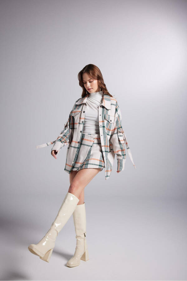 Beige Oversized Lumberjack Odin Shirt with Cargo Pockets and Snap Closure - 3