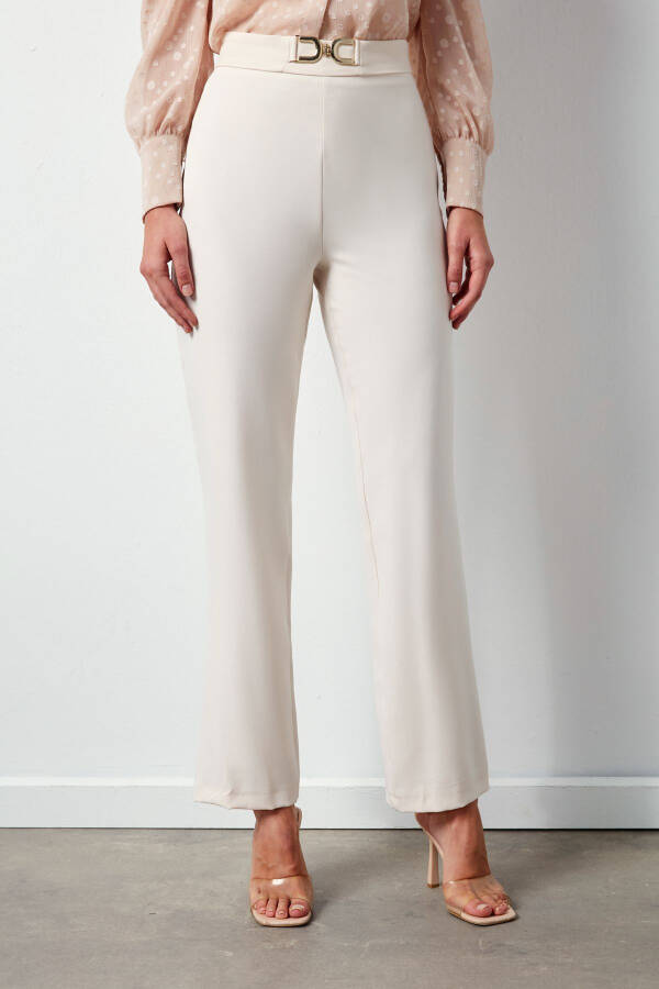 Beige Pants with Accessories Detail - 4