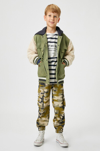 Beige patterned boys' jeans - 1