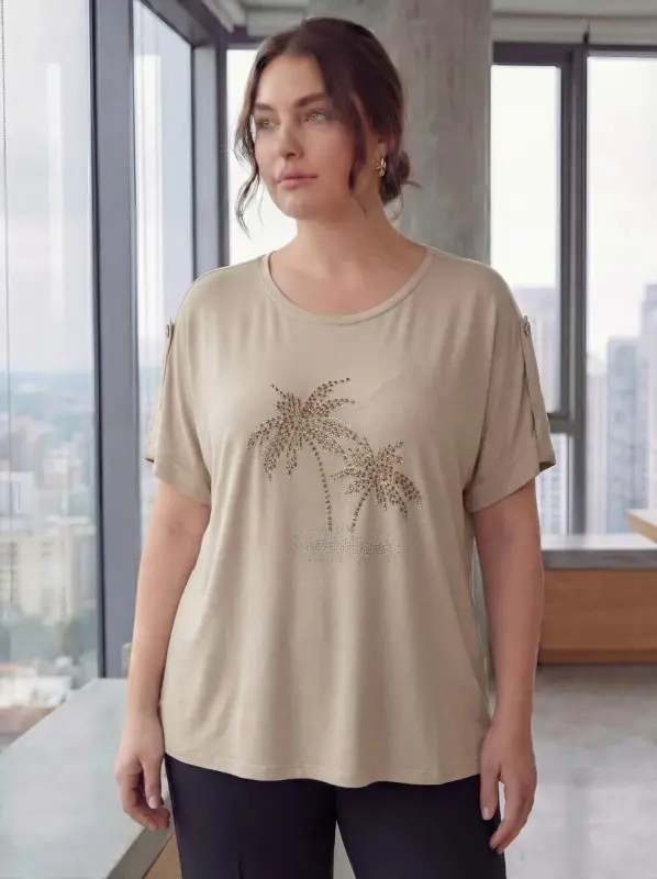 Beige Plus Size T-Shirt with Stone Print and Sleeve Detail - BÜYÜKBEDENIZ