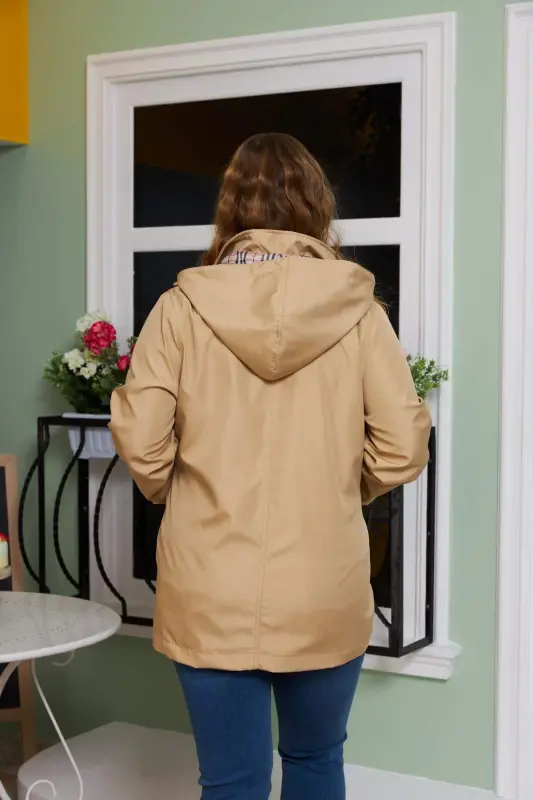 Beige Plus Size Trench Coat with Plaid Lining Detail - 7