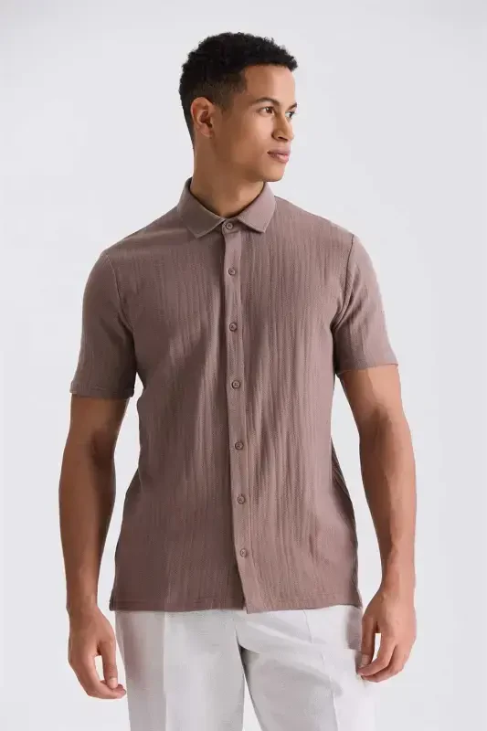 Beige Slim Fit Button-Up Collar T-Shirt - JAKAMEN
