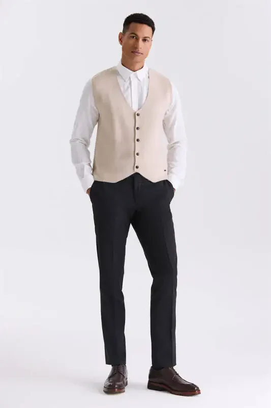 Beige Slim Fit Buttoned Knit Vest - 2