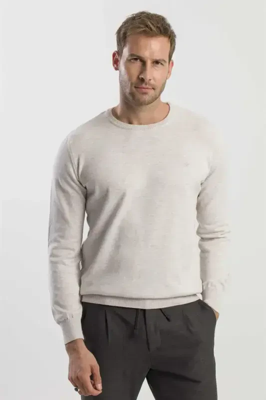 Beige Slim Fit Crew Neck Knitted Sweater - 1