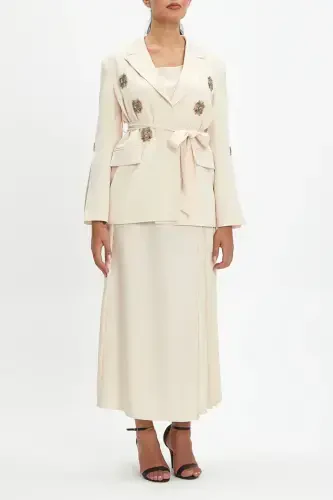 Beige Suit with Belt Pocket and Stone Accessory 40317 - 1