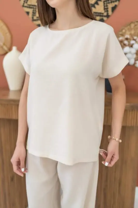 Beige T-Shirt And Trouser Set - 3