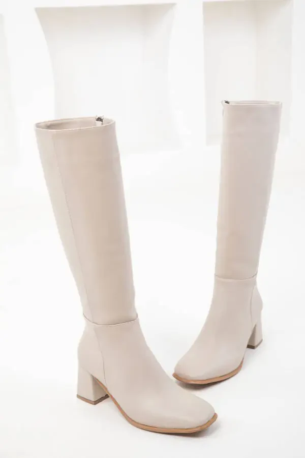 Beige women's boots - 2