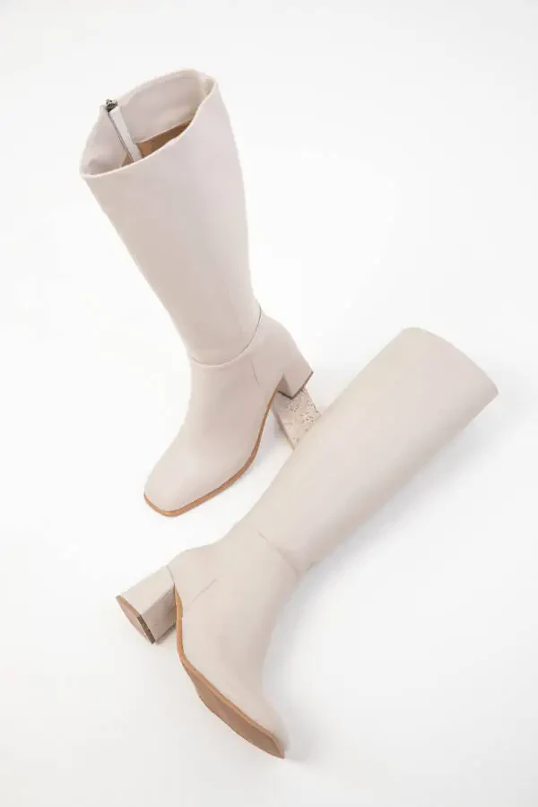 Beige women's boots - 4