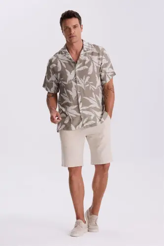 Bej Comfort Fit paxtadan qulay kesimi boʻlgan zigʻir teksturali shimlar - 1