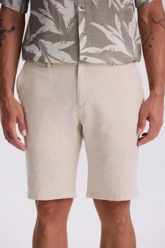 Bej Comfort Fit paxtadan qulay kesimi boʻlgan zigʻir teksturali shimlar - JAKAMEN (1)