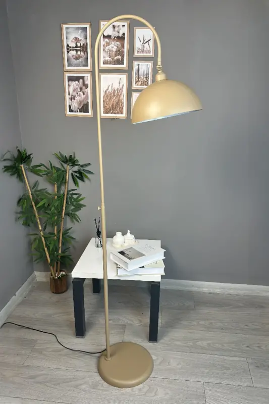 Bej Lambader Modern Dekoratif Metal Oturma Odası Çalışma Odası Zemin Lambası - Bej - 1