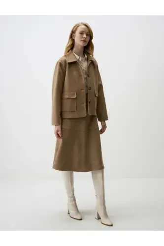 Bej rangli keng kesimli naqshli baxmal midi yubka - 3