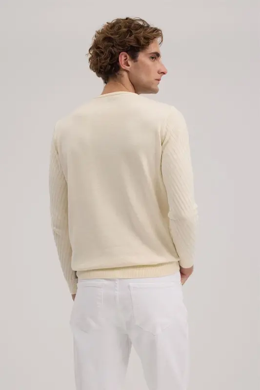 Bej Slim Fit naqshli Velosiped yoqali triko - 4