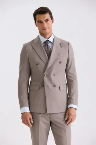 Bej Slim Fit Sivri Yoqali Chiziqli Kruvaze Kostyum - JAKAMEN (1)