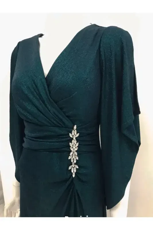 bel aksesuarlı kol detaylı büyük beden elbise 39715-zümrüt yeşili - 4