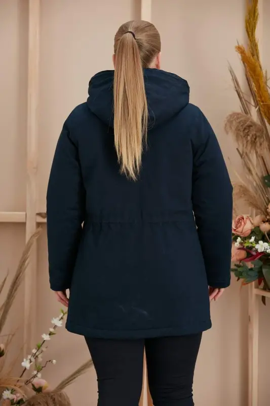 Bel Bağcık Detaylı Kapşonlu Büyük Beden Lacivert Kaban - 3