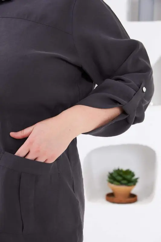 Bel bogʻichli choʻntak detalli katta oʻlchamli kurtka tutun rang - 2