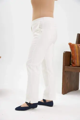 Belbog'li Paçali Mini Yirtigli Katta O'lchamli Ekru Mato Shim - 2