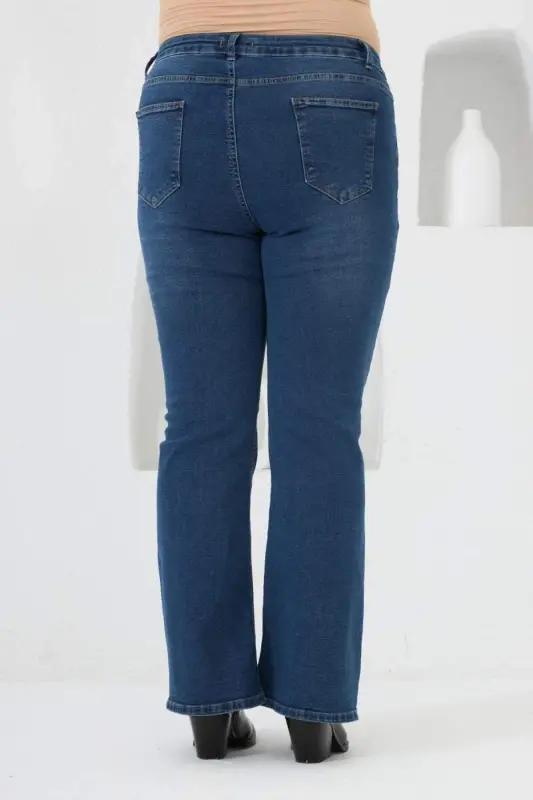 Bell Bottom Plus Size Blue Jeans - 4