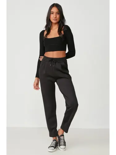 Belt and Hem Pleated Sweatpants 810 Black-Black - 3