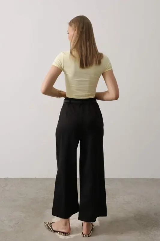 Belt Detail Trousers - Black - 4