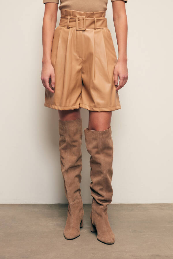 Belted Leather Shorts - Beige - 3