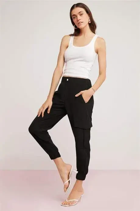 Белый женский корсет с бретелями-спагетти - 4