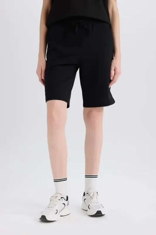 Бермуды Regular Fit со средней посадкой, прямые, укороченные, базовые, черные - 6