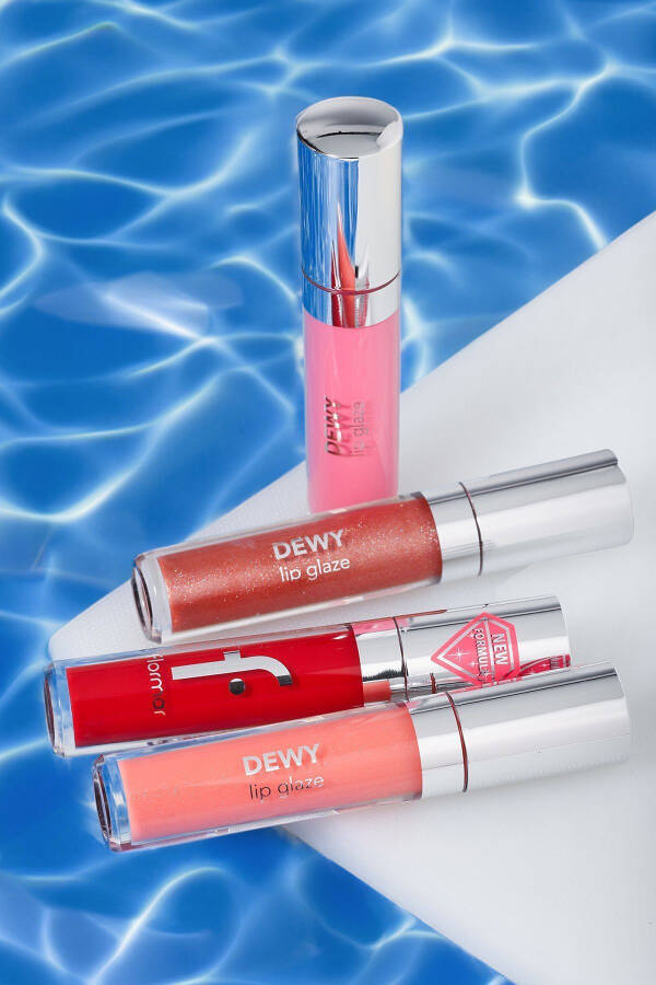 Besleyici Dudak Parlatıcısı - Dewy Lip Glaze - 027 Mükemmel Anlar - 8682536069502 - 21