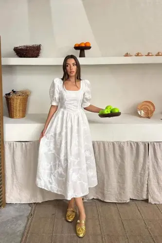 Beyaz Balon Kollu Brode Elbise - BÜYÜKBEDENIZ (1)