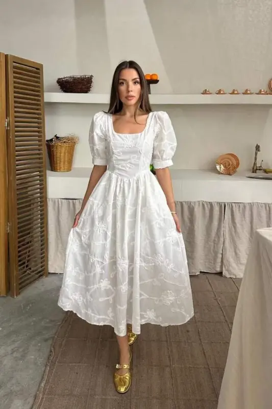 Beyaz Balon Kollu Brode Elbise - 3