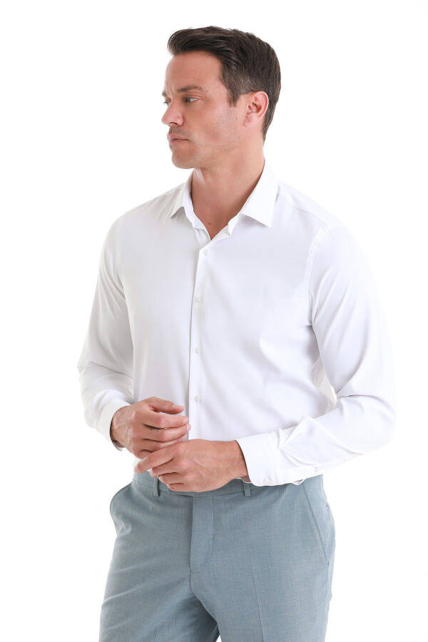 Beyaz Comfort Fit Düz Slim Yaka Uzun Kollu Gömlek - 4