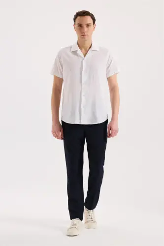 Beyaz Comfort Fit Klasik Yaka Kısa Kol Gömlek 
