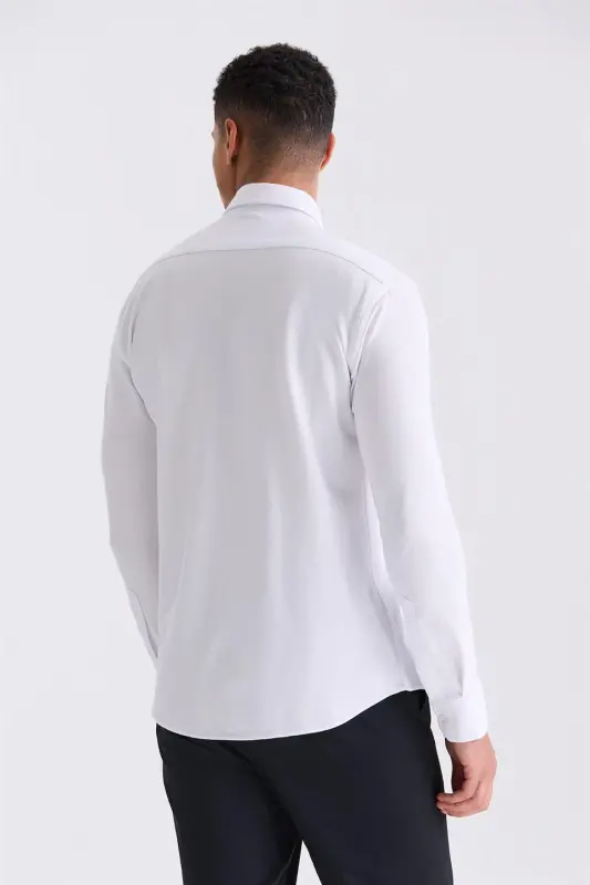 Beyaz Comfort Fit Yaka Düğmeli Gömlek - 4