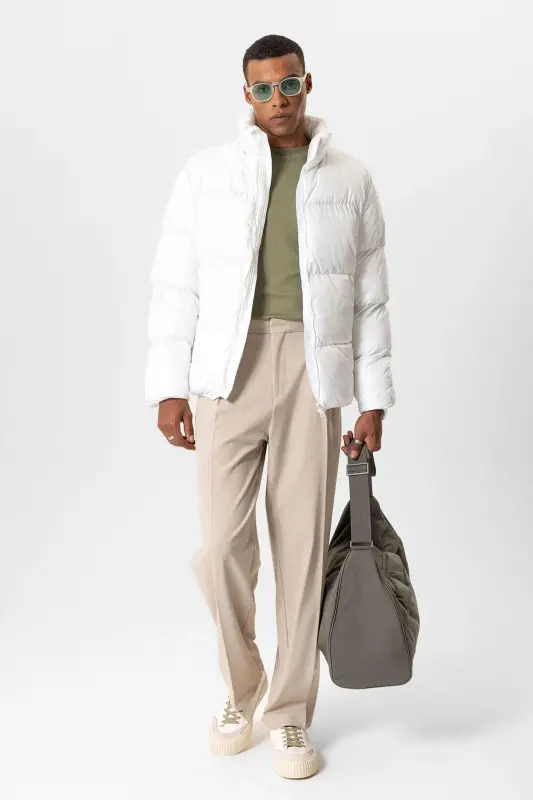 Beyaz Dik Yaka Kauçuk Şişme Mont-Beyaz - 2