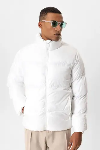 Beyaz Dik Yaka Kauçuk Şişme Mont-Beyaz - 3