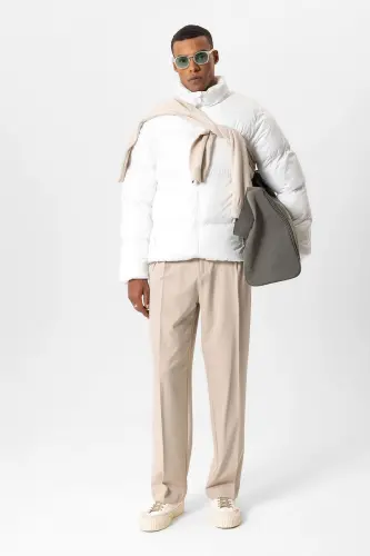 Beyaz Dik Yaka Kauçuk Şişme Mont-Beyaz - 4