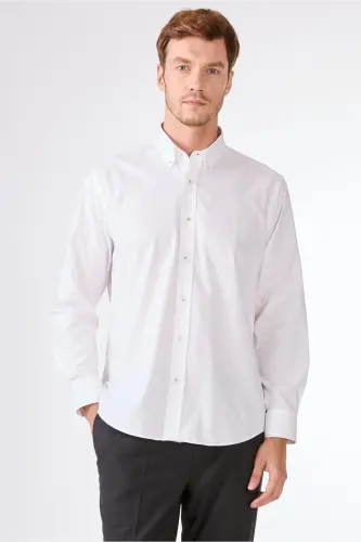 Beyaz Erkek Regular Fit Oxford Brent Düğmeli Yaka Uzun Kol Gömlek - BEYAZ 
