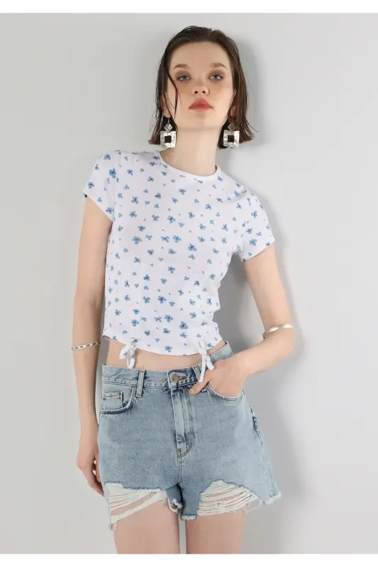 Slim Fit Yuvarlak Yaka Baskılı Kadın Beyaz Kısa Kol Tişört - BEYAZ - 3