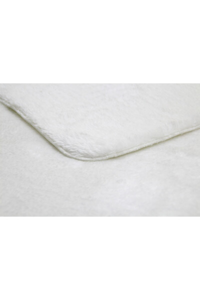 Beyaz Oval Post Peluş Yumuşak Yıkanabilir Kaymaz Dot Taban Antibakteriyel Salon Koridor Çocuk Halı - Beyaz - 5