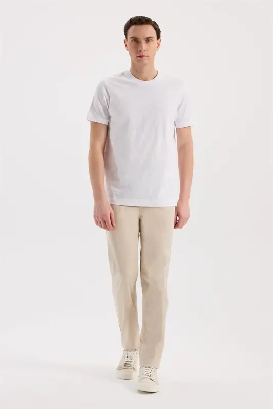 Beyaz Slim Fit Bisiklet Yaka Desenli %100 Pamuk T-Shirt - JAKAMEN