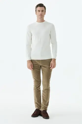 Beyaz Slim Fit Desenli Bisiklet Yaka Triko - 1