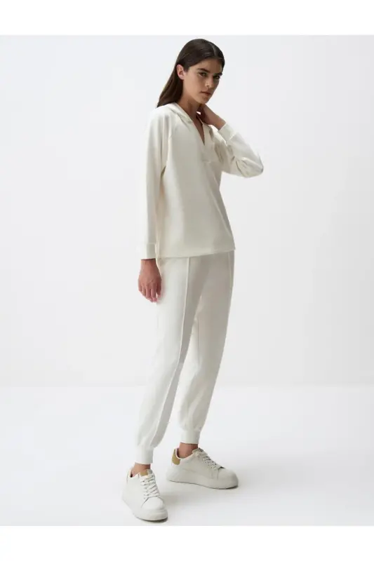 Beyaz Yüksek Bel Dar Paça Cepli Jogger Pantolon-Beyaz - 3